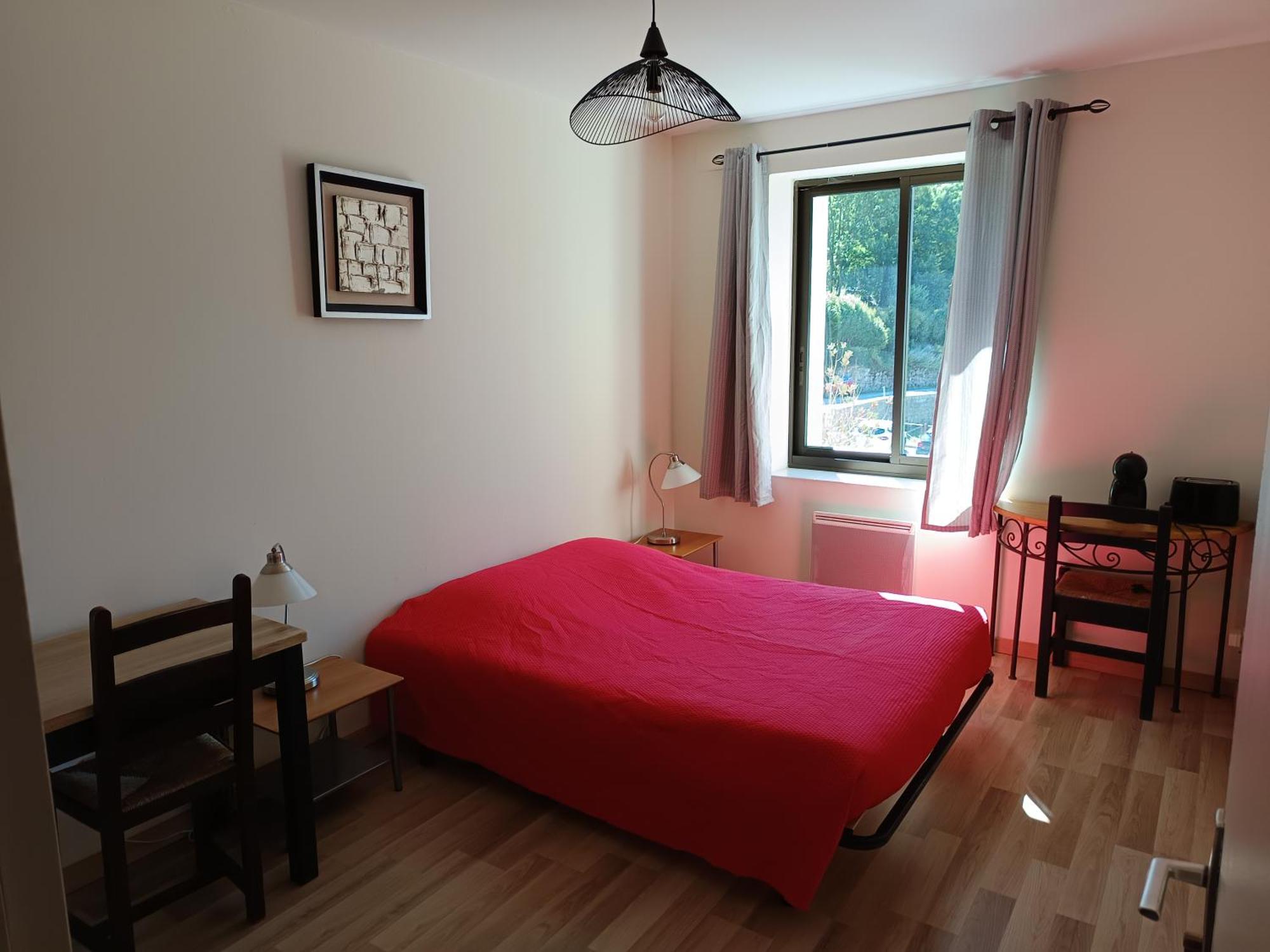 Route 999 Hotel Alzon Exterior photo