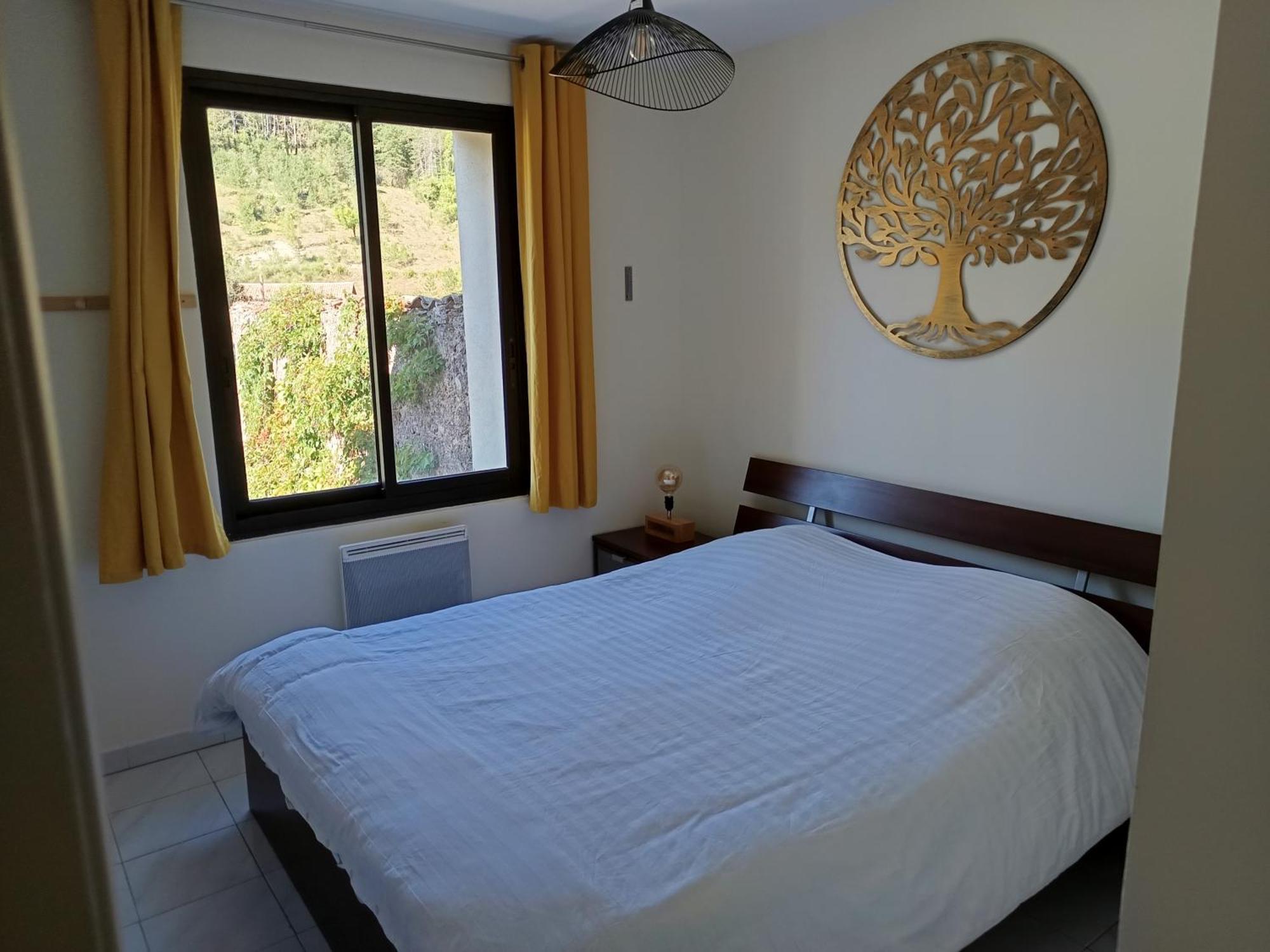 Route 999 Hotel Alzon Exterior photo